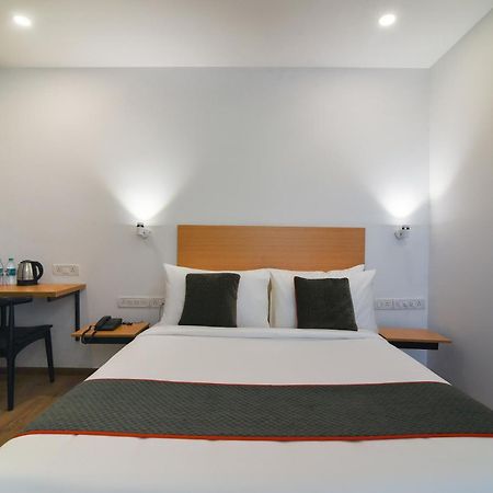 Super Townhouse Spruce Hotels Bellandur Bangalore Bagian luar foto